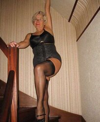 Mature Bombshell - Annick