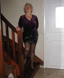 Mature Bombshell - Annick