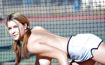 Wonderful Tennis Femmes trio by TROC