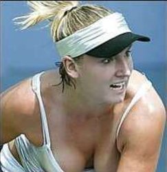 Wonderful Tennis Femmes trio by TROC