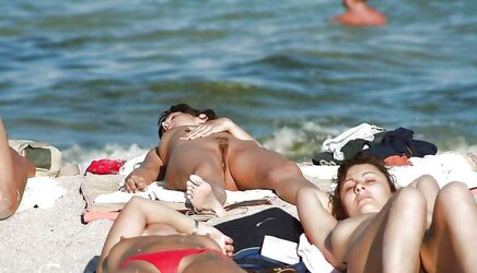 Voyeur upskirt bare beach outdoor vulva faves
