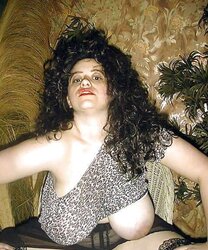 Colette - Curly Hair
