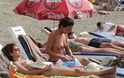 Voyeur beach pictures