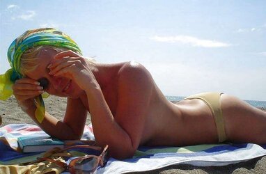 Voyeur beach pictures