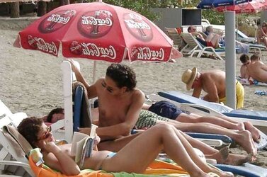 Voyeur beach pictures
