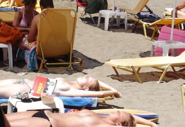 Voyeur beach pictures
