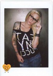 MoRe inked dame hotness! - BD
