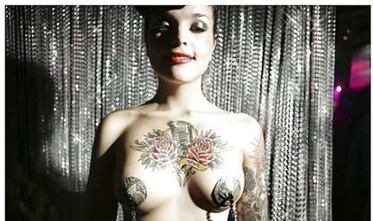 MoRe inked dame hotness! - BD