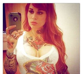 MoRe inked dame hotness! - BD