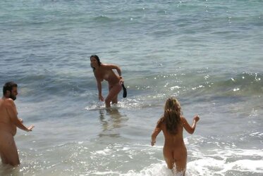 Naturist Beach Teenagers