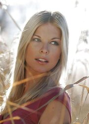 Tina Kaiser super-sexy 9liveTV Presenter