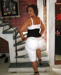 MARIA LA UBER-SEXY MADURITA COLOMBIANA