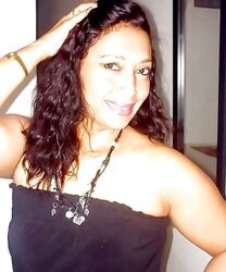 MARIA LA UBER-SEXY MADURITA COLOMBIANA