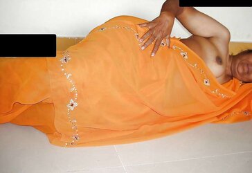 My Delicious Aunty at Home
