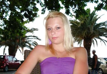 Lovely blodnie on holiday