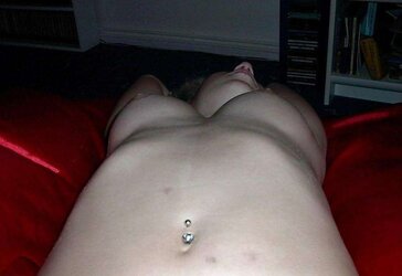SUPER-HOT DOLL MAGALIE