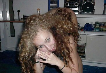 SUPER-HOT DOLL MAGALIE