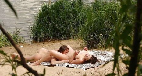 Duo plumbing in the beach