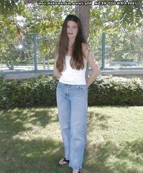 Super-Fucking-Hot MUMMY Walking in the Park Comes back to my Room