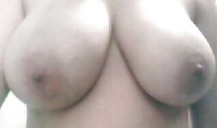 Grosse pute aux gros seins