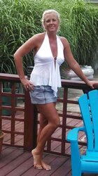 Mature Gams Samantha Ray