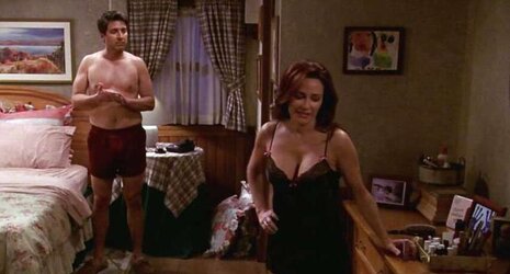 Patricia Heaton Glamour, Naked, Caps