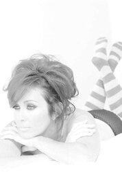 Patricia Heaton Glamour, Naked, Caps
