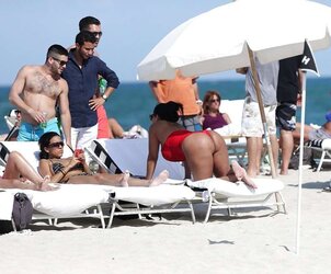 Arab hook-up bomb in the beach