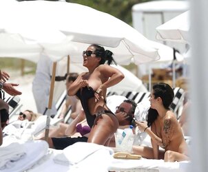 Arab hook-up bomb in the beach