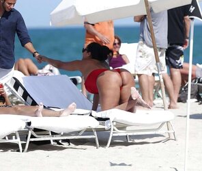 Arab hook-up bomb in the beach