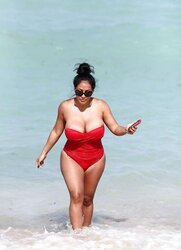 Arab hook-up bomb in the beach