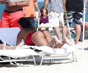 Arab hook-up bomb in the beach