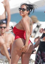 Arab hook-up bomb in the beach
