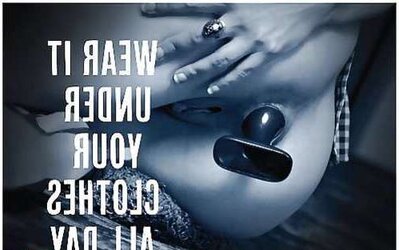 Fine Femmes wear arse buttplugs