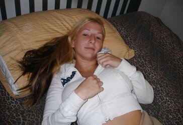 Geiles blondes Luder
