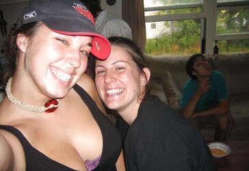 Voyeur Pictures Upskirts Downblouse spy and more