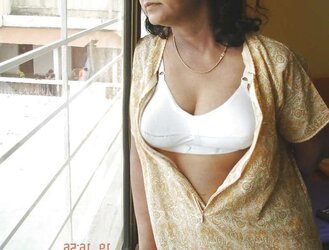 I Enjoy Indian Mature Aunties