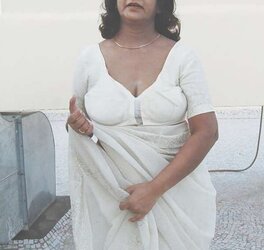 I Enjoy Indian Mature Aunties