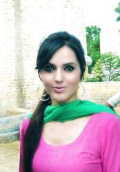 Paki beotches in salwar kameez