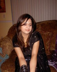 Paki beotches in salwar kameez