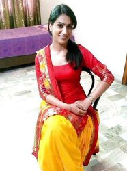 Paki beotches in salwar kameez