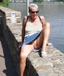 Mature And Grannies Upskirts