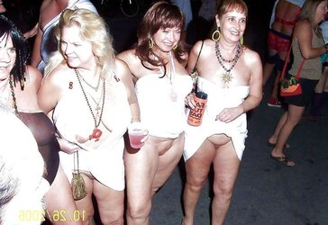 Raise up your sundress and display us your labia