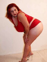 Random Sexxxii Plumper