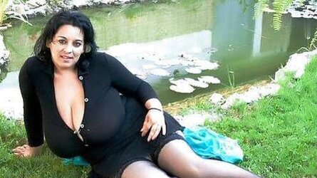 Random Sexxxii Plumper