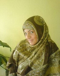 Arabian teenager with fantastic eyes (Camaster)