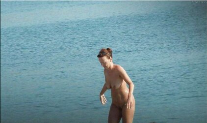 Mature Nudists - I Enjoy Naked Beaches!