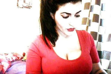 Spectacular huge-chested brown-haired (NN)