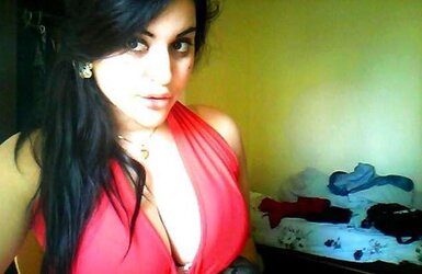 Spectacular huge-chested brown-haired (NN)