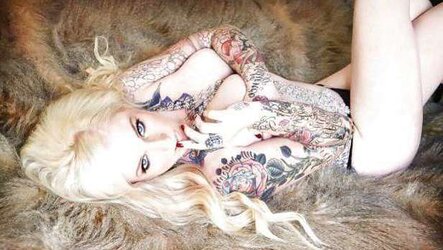 FABULOUS TAT HONIES
